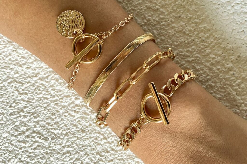 entretenir ses bijoux en acier inoxydable